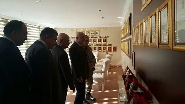 KTO heyetinden 1. Komanda Tugayı'na taziye ziyareti
