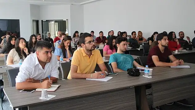 KTO'nun Dış Ticaret Eğitim Programı Başladı
