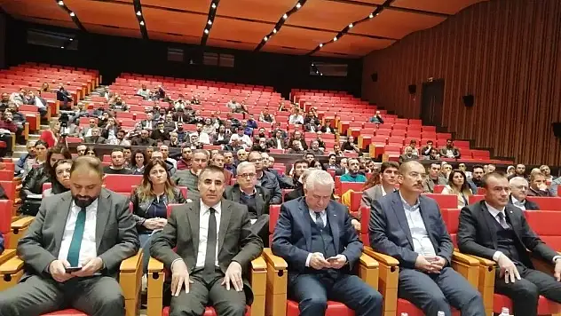 KTO Yönetim Kurulu Üyesi Latif Başkal:' Güvenlik deyince sadece can ve mal değil, kişisel bilgiler de düşünülmelidir'
