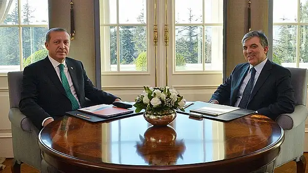 Kulisleri sallayan iddia! Abdullah Gül Erdoğan'a ne haberi gönderdi?