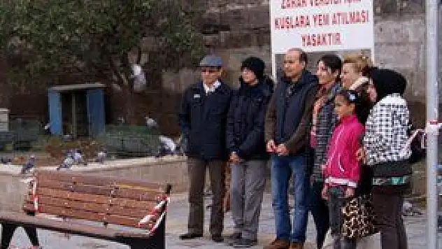 KUŞ YEMİNE TARİH ENGELİ
