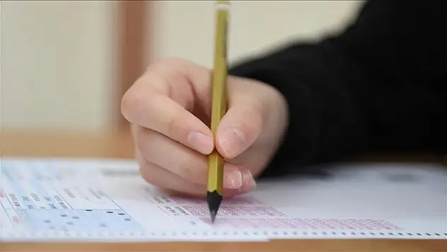 LGS tarihi değişti! Bakanlıktan açıklama geldi