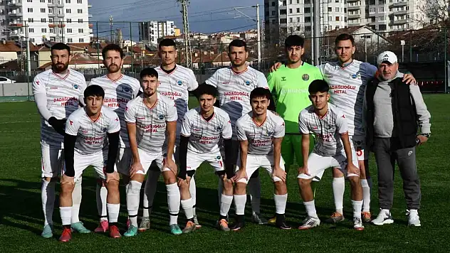 Kayseri Şekerspor liderliği bırakmadı