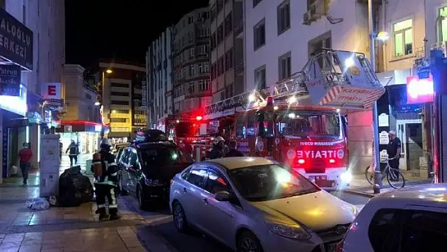 Lokantanın bacasında korkutan yangın