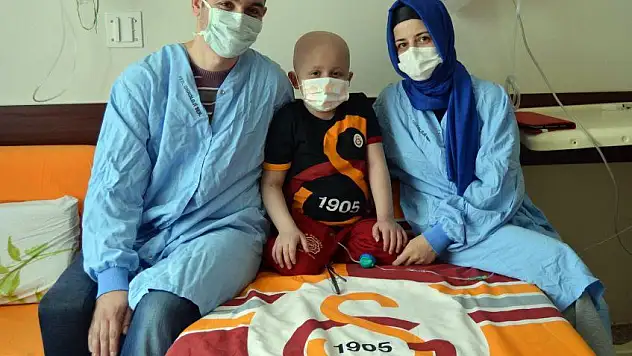 Lösemi hastası minik Eren yaşam mücadelesini kaybetti