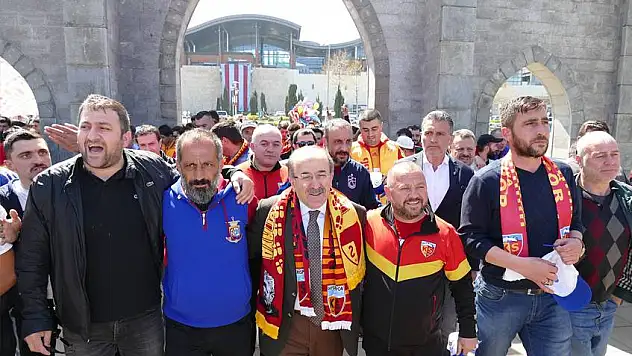 Maç bahane dostluk şahane