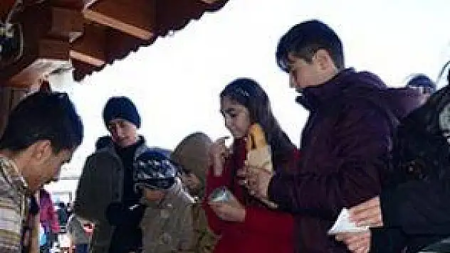 MAHALLE MUHTARI ÇOCUKLARA ERCİYES'TE KAYAK KEYFİ YAŞATTI