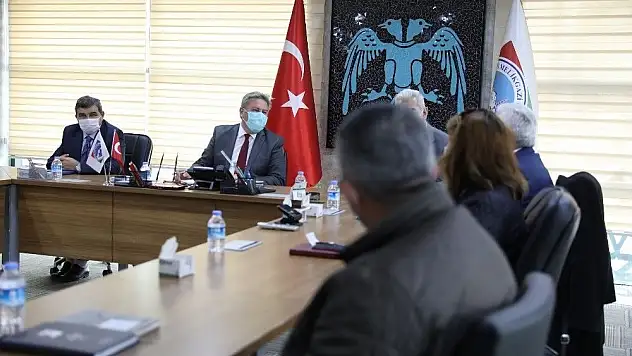 Mahallelerin ihtiyaçları muhtarlardan dinleniyor