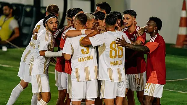 Manisa'da ilk yarı sona erdi! Kayserispor önde
