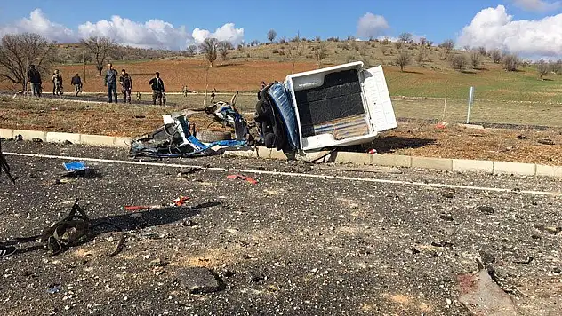 Mardin-Diyarbakır yolunda patlama: 2 şehit