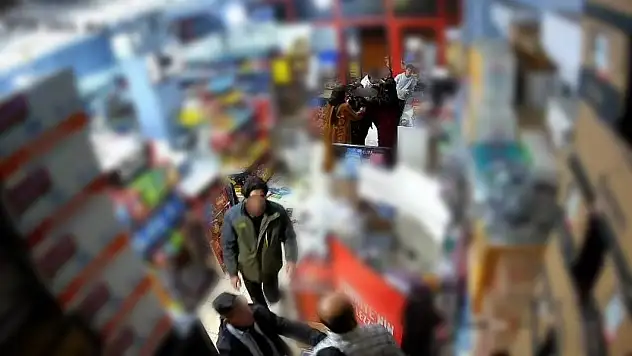 İki kardeş markette kavga etti!