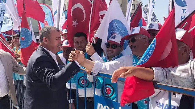  '1 Mayıs İşçilerin Ekonomik, Sosyal Ve Demokratik Taleplerinin Seslendirildiği Gündür'