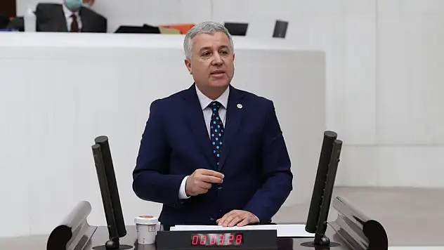 'Meclisi, Sarayın noter makamı olmaktan kurtaracağız'