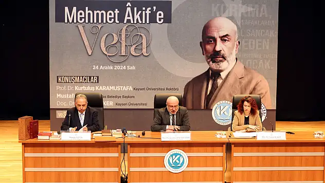 Mehmet Akif Ersoy'a vefa