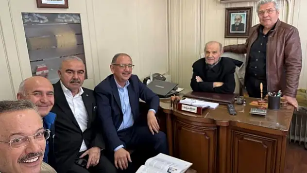 Mehmet Özhaseki ve Bekir Yıldız orada buluştu!