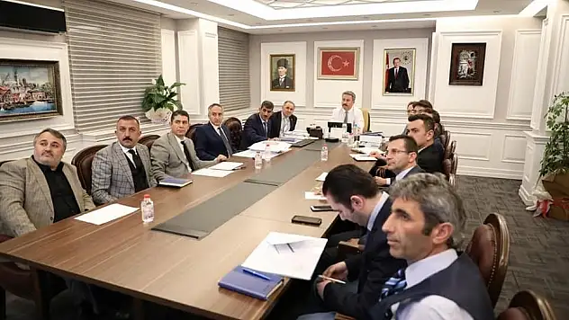 Palancıoğlu, 'Ulaşım, Fen ve Park Bahçeler birimleri ile Planlama ve koordinasyon toplantısı yapıldı'