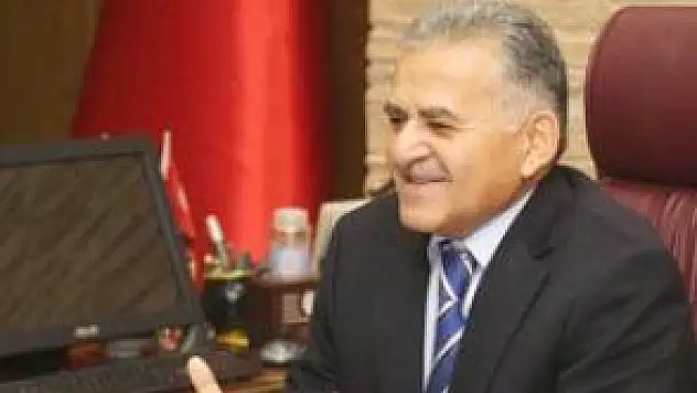 "MELİKGAZİ BELEDİYESİ ADINI KULLANARAK YARDIM TOPLAYANLARI POLİSE BİLDİRİNİZ"