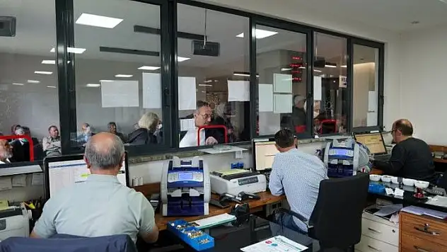 Dikkat! Hafta sonu vezneler açık...