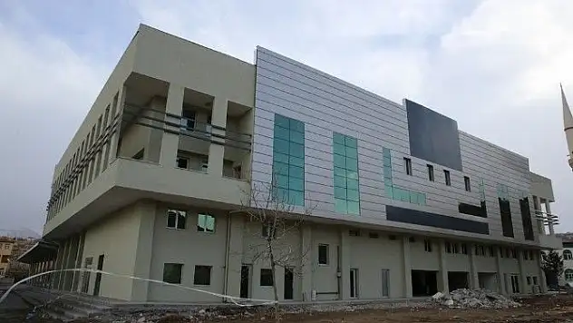 Melikgazi Belediyesi'nden İlçe Müftülüğü'ne Bina Tahsisi