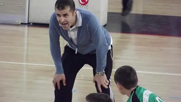 Melikgazi Belediyespor, voleybol altyapısı Şahin Kabul'e emanet

