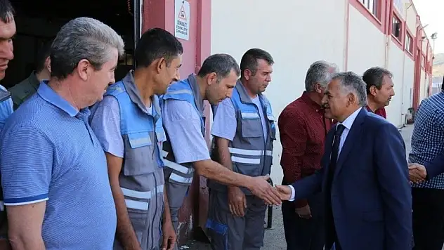 Melikgazi çalışanlarına banka promosyonları ödendi