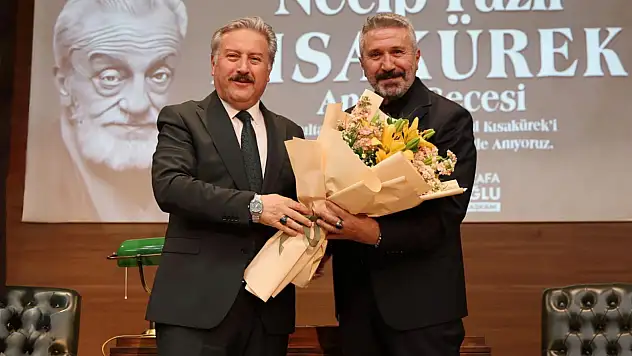 Melikgazi'de Necip Fazıl Kısakürek şiirleri duyuldu