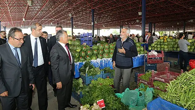 Melikgazi'de Semt Pazarlarında Donmuş Meyve ve Sebze Denetimi