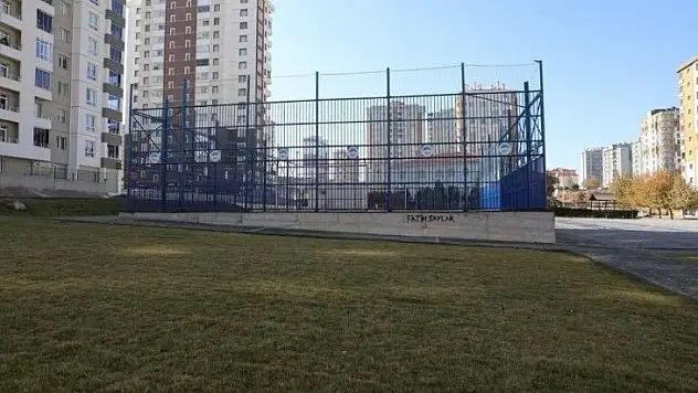 Melikgazi'den gençlere yeni spor tesisleri atağı