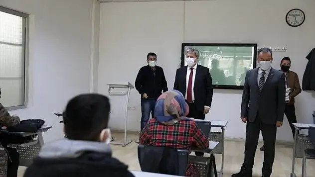 Melikgazi'den YKS öğrencilerine etüt merkezi