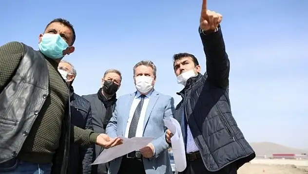 Melikgazi'den iki sanayi bölgesi arasındaki yol çalışması!