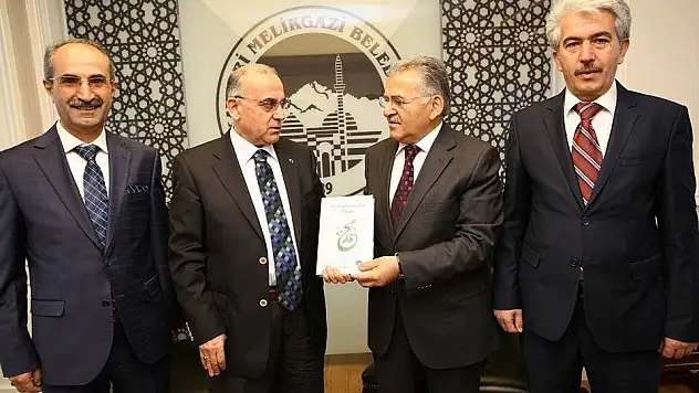 Melikgazi İlçe Müftüsü Musa Dolar, Başkan Büyükkılıç'ı ziyaret etti