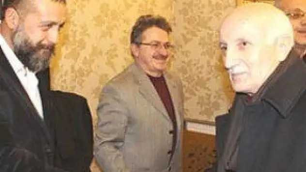 MELİKGAZİ İLÇESİ MAHALLE YÖNETİMİNİ TOPLADI