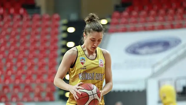 Melikgazi Kayseri Basketbol'a 2 yeni oyuncu geliyor