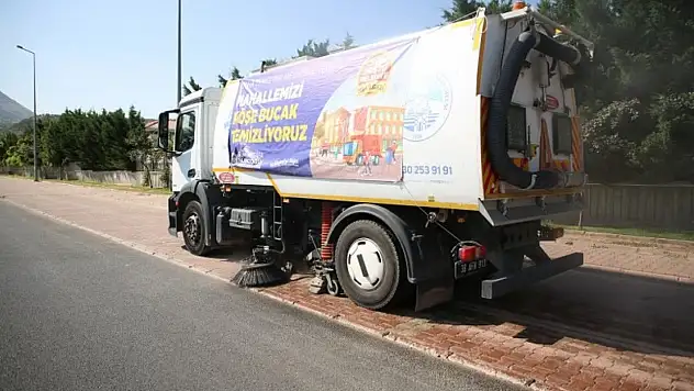 Erenköy'de toplu temizlik...