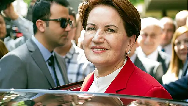 Meral Akşener cumhurbaşkanlığı adaylığı için YSK'ya başvurdu