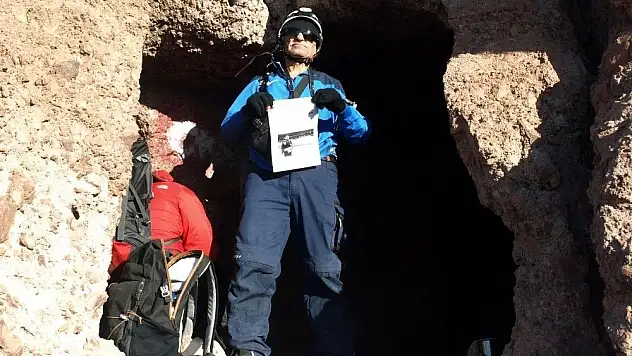 Merhum foto muhabiri Erciyes Dağı zirvesinde anıldı