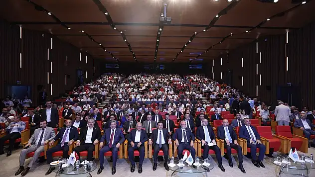 Merkez Bankası Başkanı Karahan, Kayseri'de iş dünyasıyla bir araya geldi