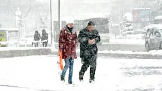 Meteoroloji'den yoğun kar yağışı uyarısı