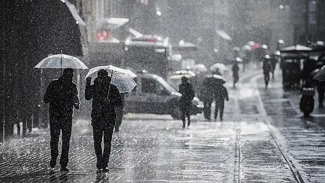 Meteoroloji ilçe ilçe uyardı: Sonbahar yağmurları Kayseri'yi vuracak!