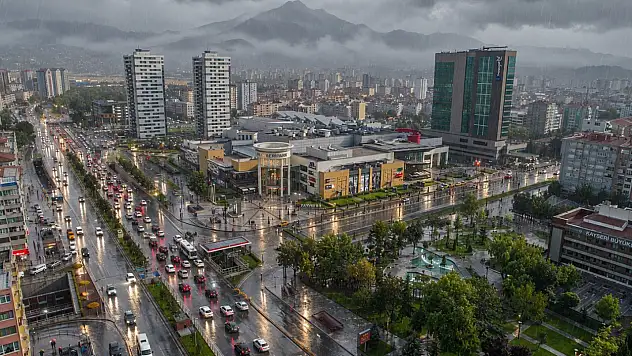 Meteoroloji uyardı: Kayseri'de hafta içi şemsiyenizi unutmayın!
