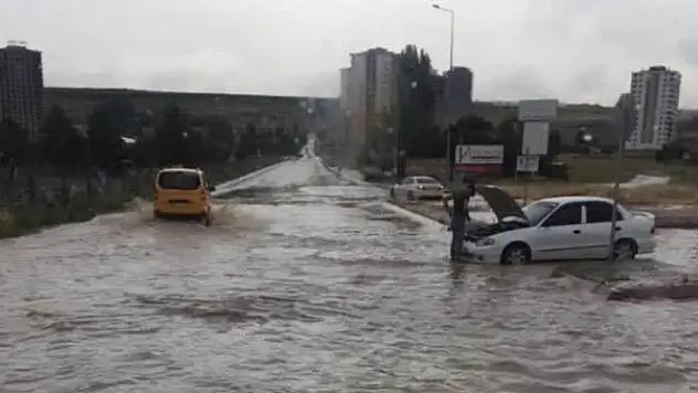 Meteoroloji uyardı: Sağanak yağış geliyor