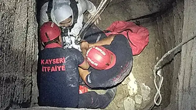15 metrelik kuyuya düşen genç kız yaralı olarak kurtarıldı
