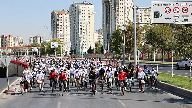 Meydan'dan Millet Bahçesi'ne pedal pedal farkındalık