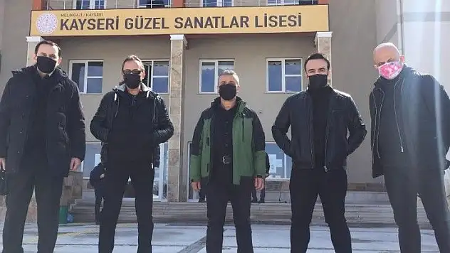 Mezun oldukları okulda öğretmen oldular