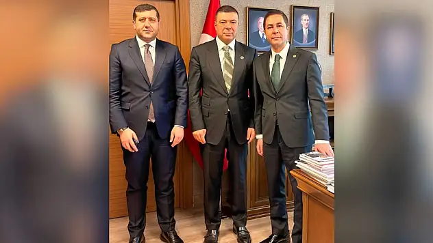 MHP'de hareketli saatler! Kayseri Milletvekili o ismi ziyaret etti