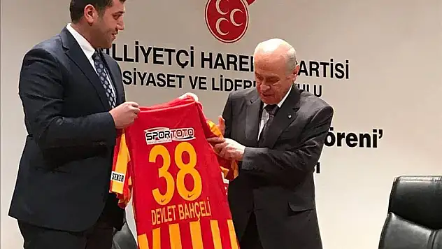 MHP'den Ankara çıkarması, Bahçeli'ye Kayserispor forması