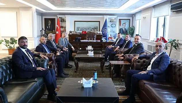 MHP'den Melikgazi çıkarması! Belediyede dikkat çeken görüşme