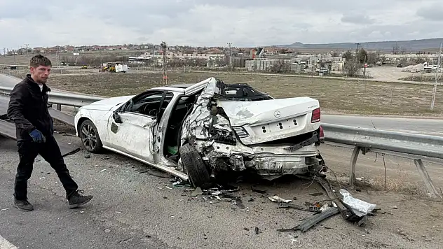 MHP eski milletvekilinin oğlunun yaralandığı kazanın görüntüleri ortaya çıktı