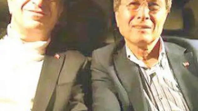 MHP'li Özdağ ve Halaçoğlu, Almanya'da 'Ermeni' konferansı verecek