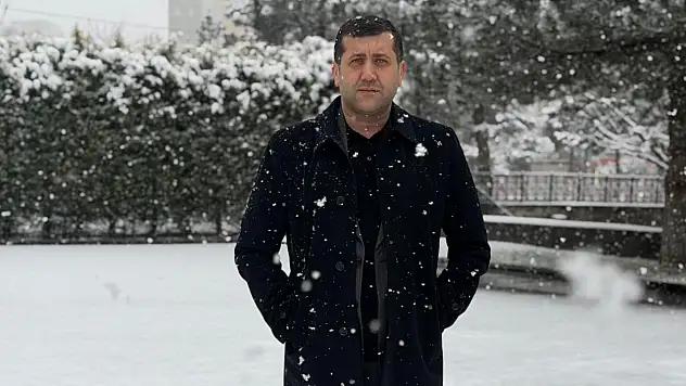 MHP'li vekilden düşündüren mesaj! Çocuklarınız namaz kılan bir hırsız olabilir